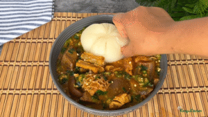 How to cook ogbono soup with okro